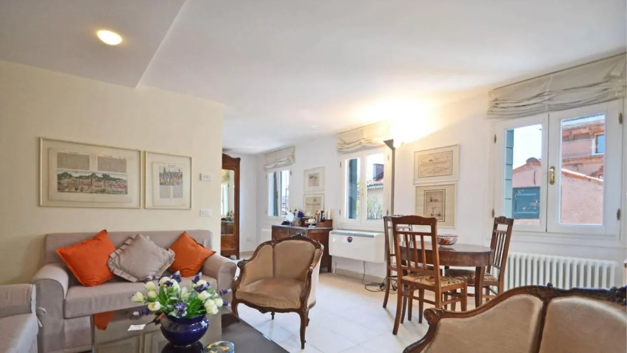 Residenza Ludovica Daire Venedik